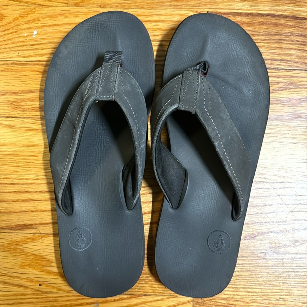 Volcom Men’s Size 9 Flip Flops